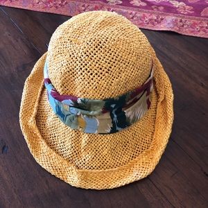 Straw Hat w/Fabric Band Accent